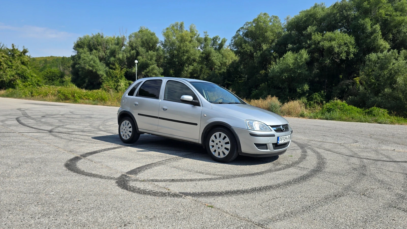 Opel Corsa 1.3 CDTI, снимка 4 - Автомобили и джипове - 55803611