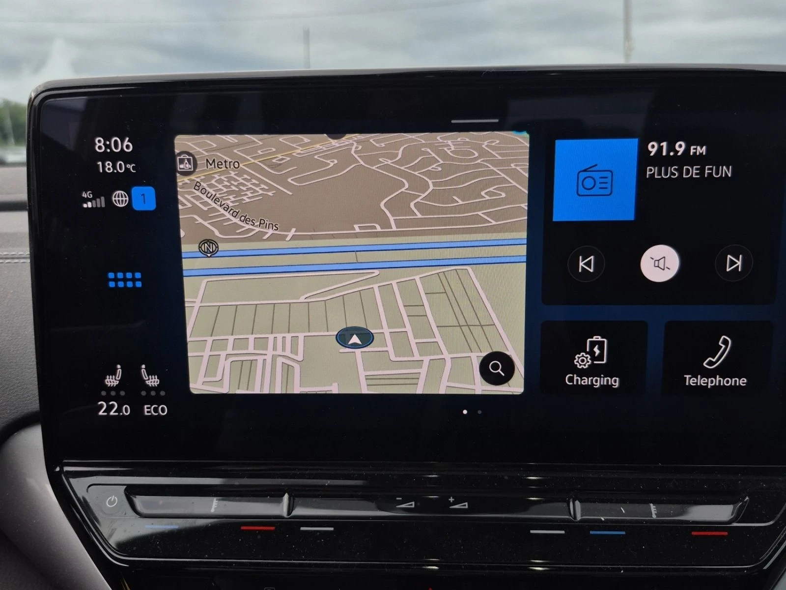 VW ID.4 PRO* Pano* Back cam* Обдух* Подгрев* 2ключа, снимка 8 - Автомобили и джипове - 55805608