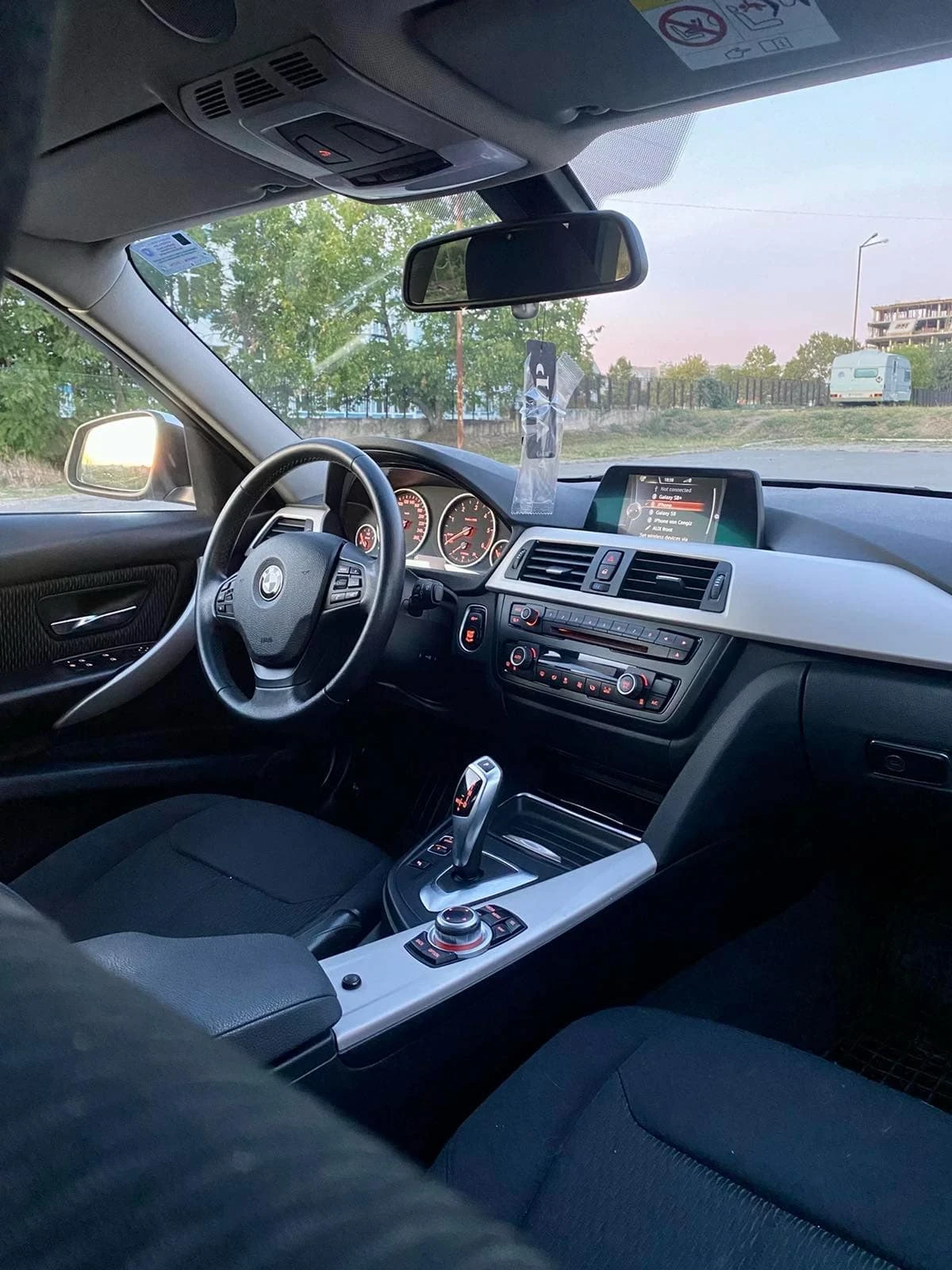 BMW 320, снимка 5 - Автомобили и джипове - 55836626