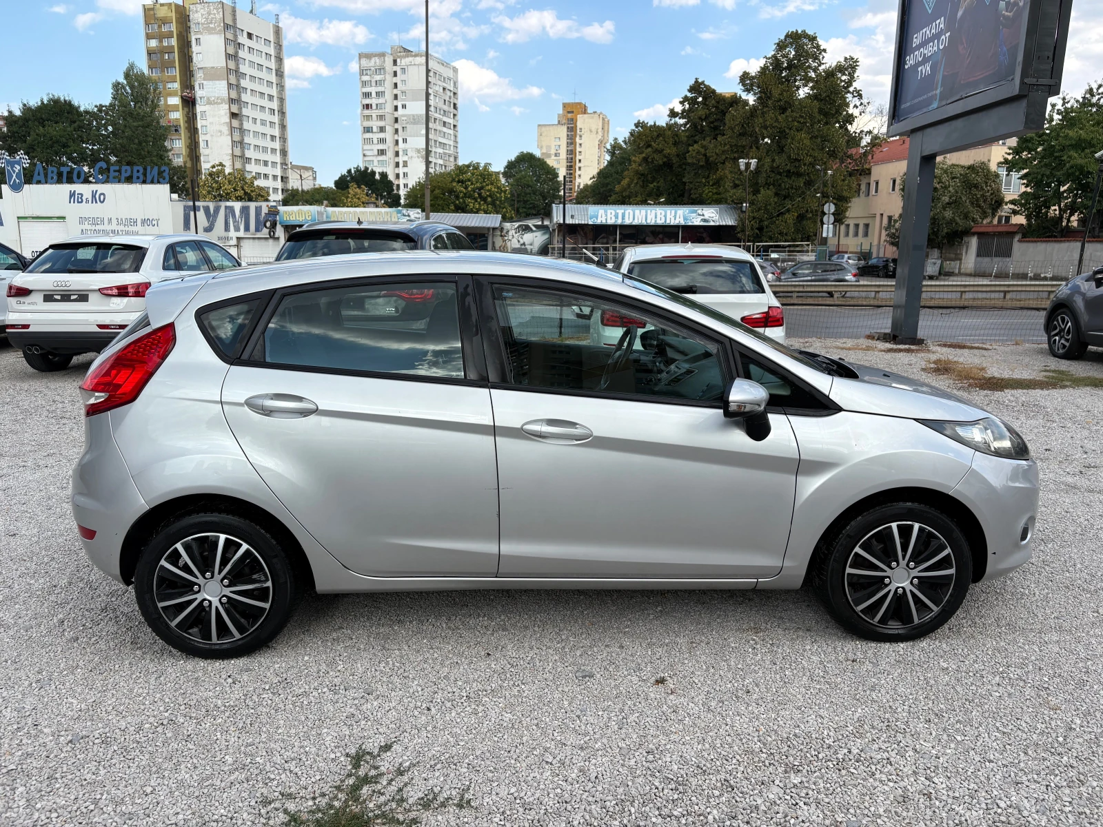 Dacia Sandero 1.2i газов инжекцион, снимка 4 - Автомобили и джипове - 55928967