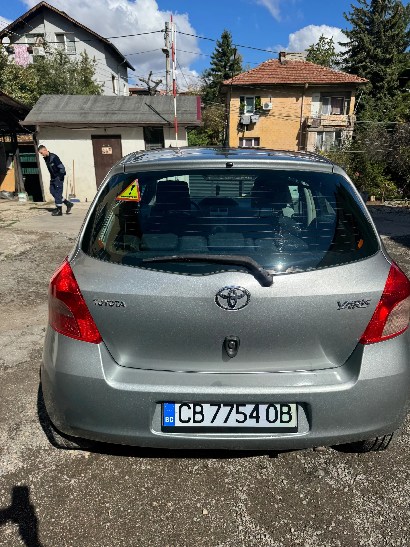 Toyota Yaris, снимка 8 - Автомобили и джипове - 56304312