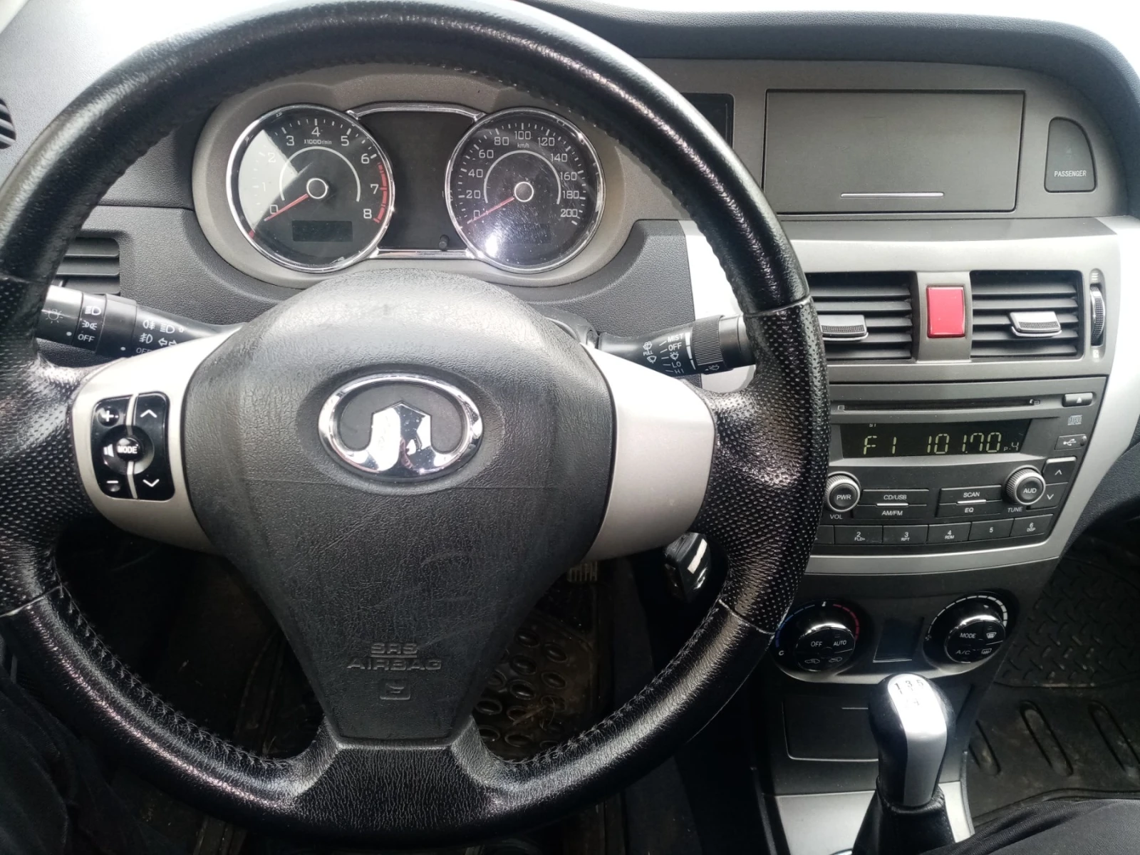 Toyota Corolla 1.5i VVTI ГАЗ, снимка 14 - Автомобили и джипове - 56737340