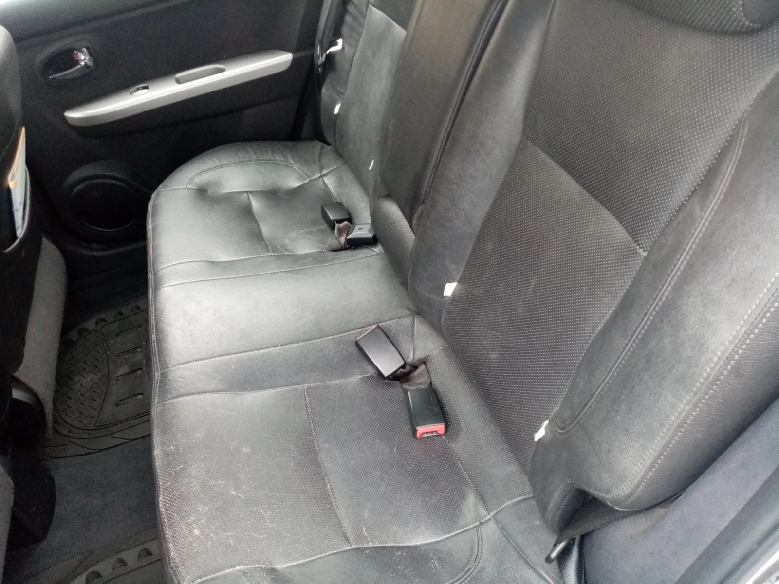 Toyota Corolla 1.5i VVTI ГАЗ, снимка 15 - Автомобили и джипове - 56737340