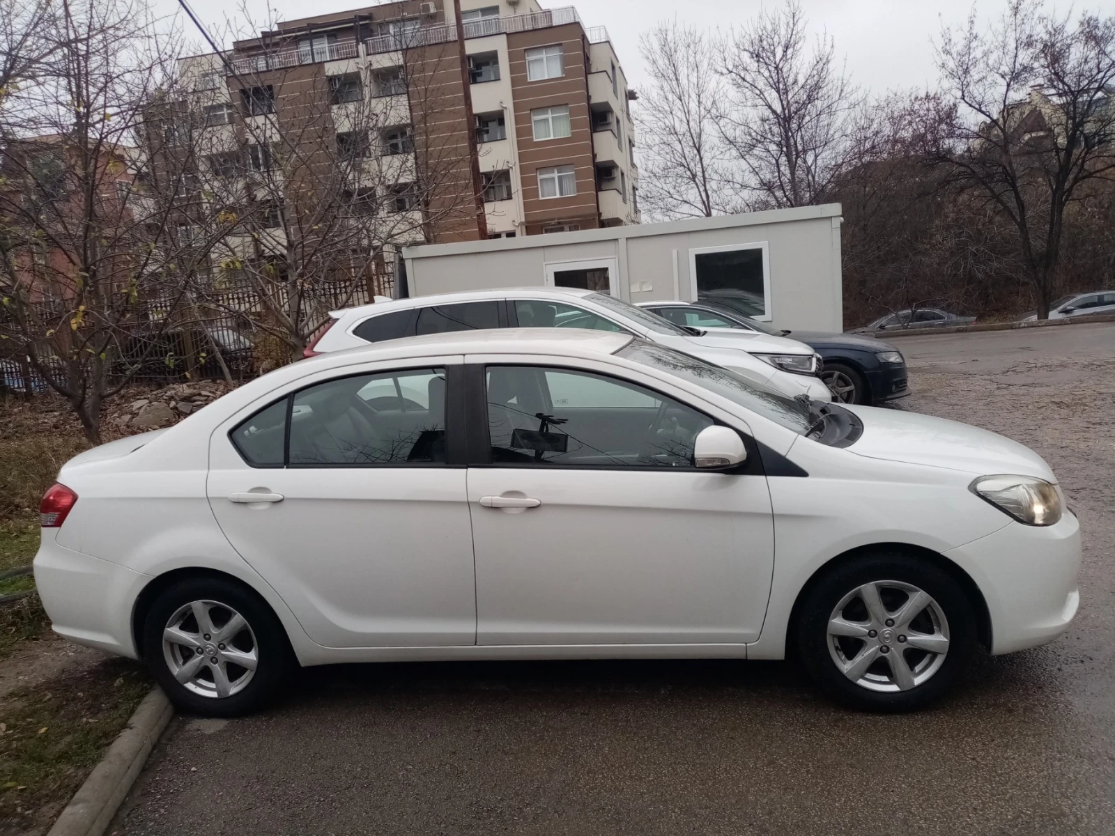 Toyota Corolla 1.5i VVTI ГАЗ, снимка 16 - Автомобили и джипове - 56737340