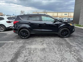 Ford Escape * Titanium * 2 КЛЮЧА* PANO* KEYLESS* ПОДГРЕВ* , снимка 3