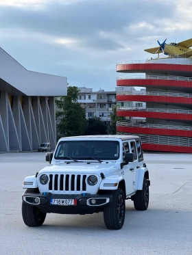 Jeep Wrangler 4xe Plug-in hybrid | Mobile.bg    12