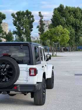 Jeep Wrangler 4xe Plug-in hybrid | Mobile.bg    6