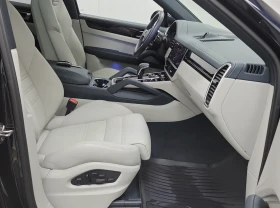 Porsche Cayenne 2023 Porsche Cayenne E-HYBRID - 115000 лв. / 58798.57 € - 37070074 11