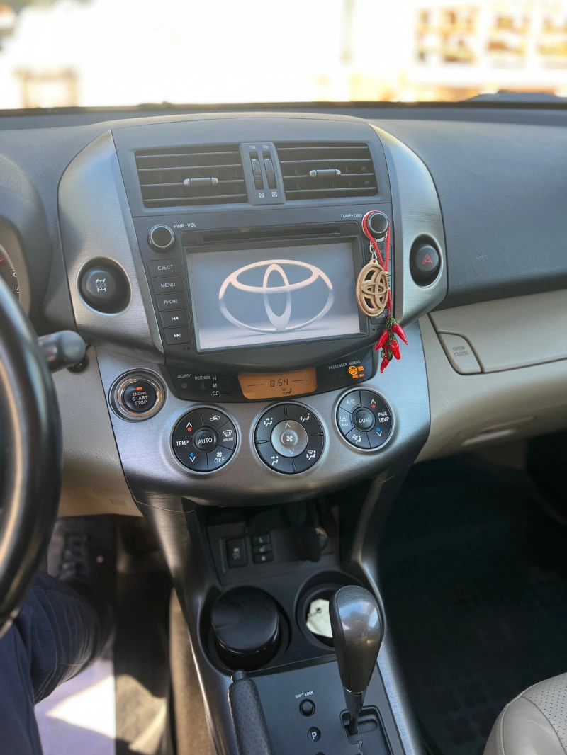 Toyota Rav4 D-CAT, снимка 8 - Автомобили и джипове - 46886946