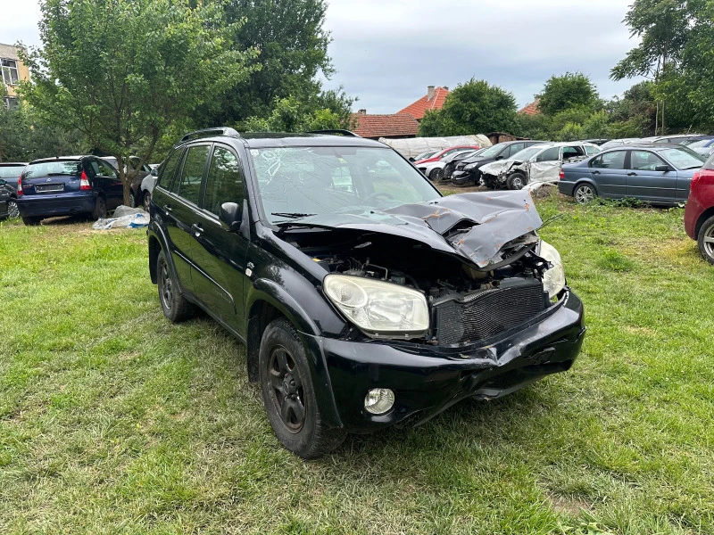 Toyota Rav4 2.0 D4D 116kc за части, снимка 1 - Автомобили и джипове - 48063869