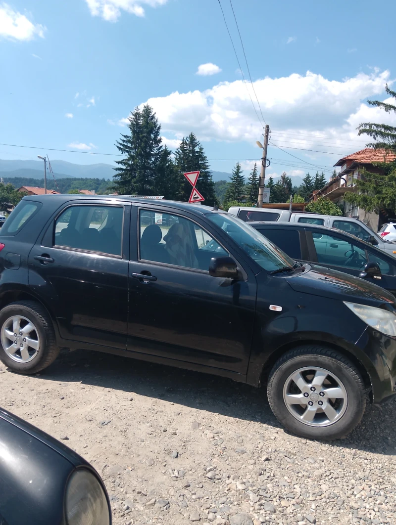 Daihatsu Terios, снимка 3 - Автомобили и джипове - 52310817