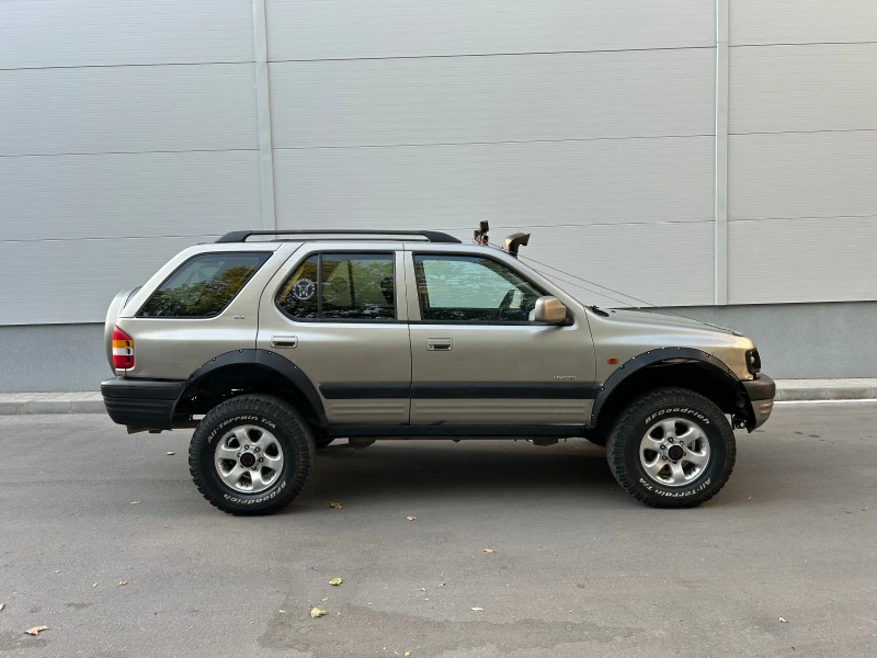 Opel Frontera 2.2DTl 4X4, снимка 6 - Автомобили и джипове - 52514233