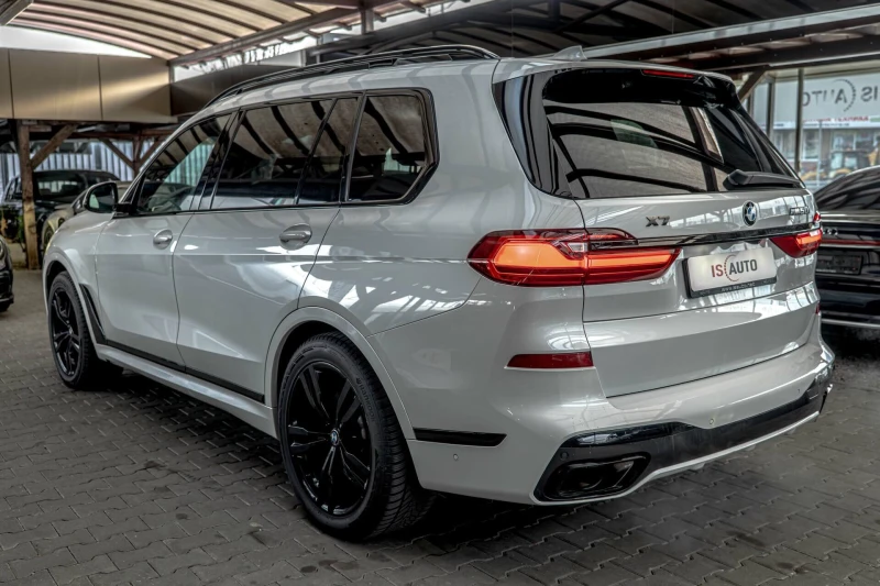 BMW X7 M50i/Harman Kardon/SKY Lounge/Кристал/Камера 360/H, снимка 5 - Автомобили и джипове - 53165907