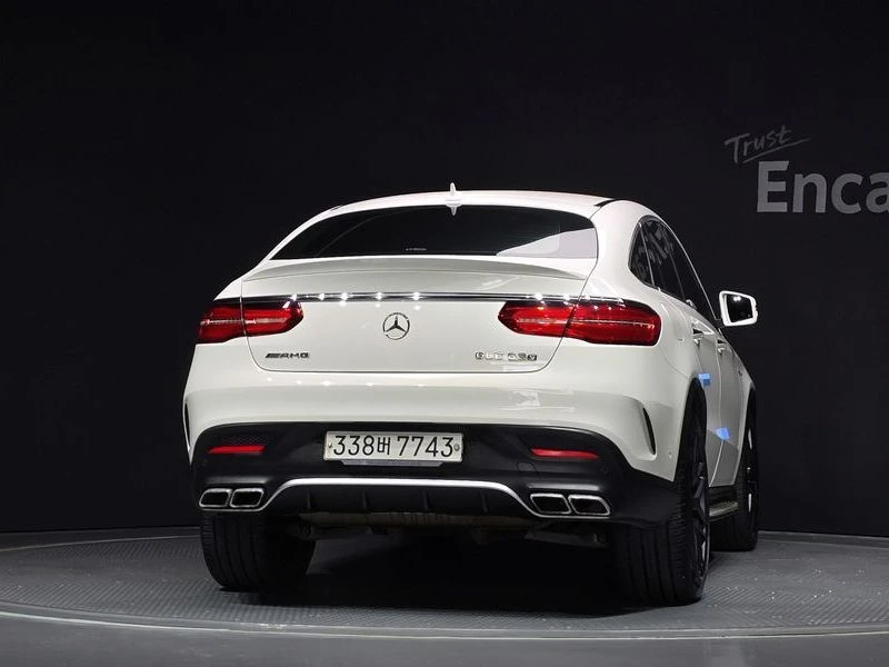 Mercedes-Benz GLE 4MATIC| HARMAN| DISTRONIC| CARBON| ПАНО| 360, снимка 4 - Автомобили и джипове - 55336503