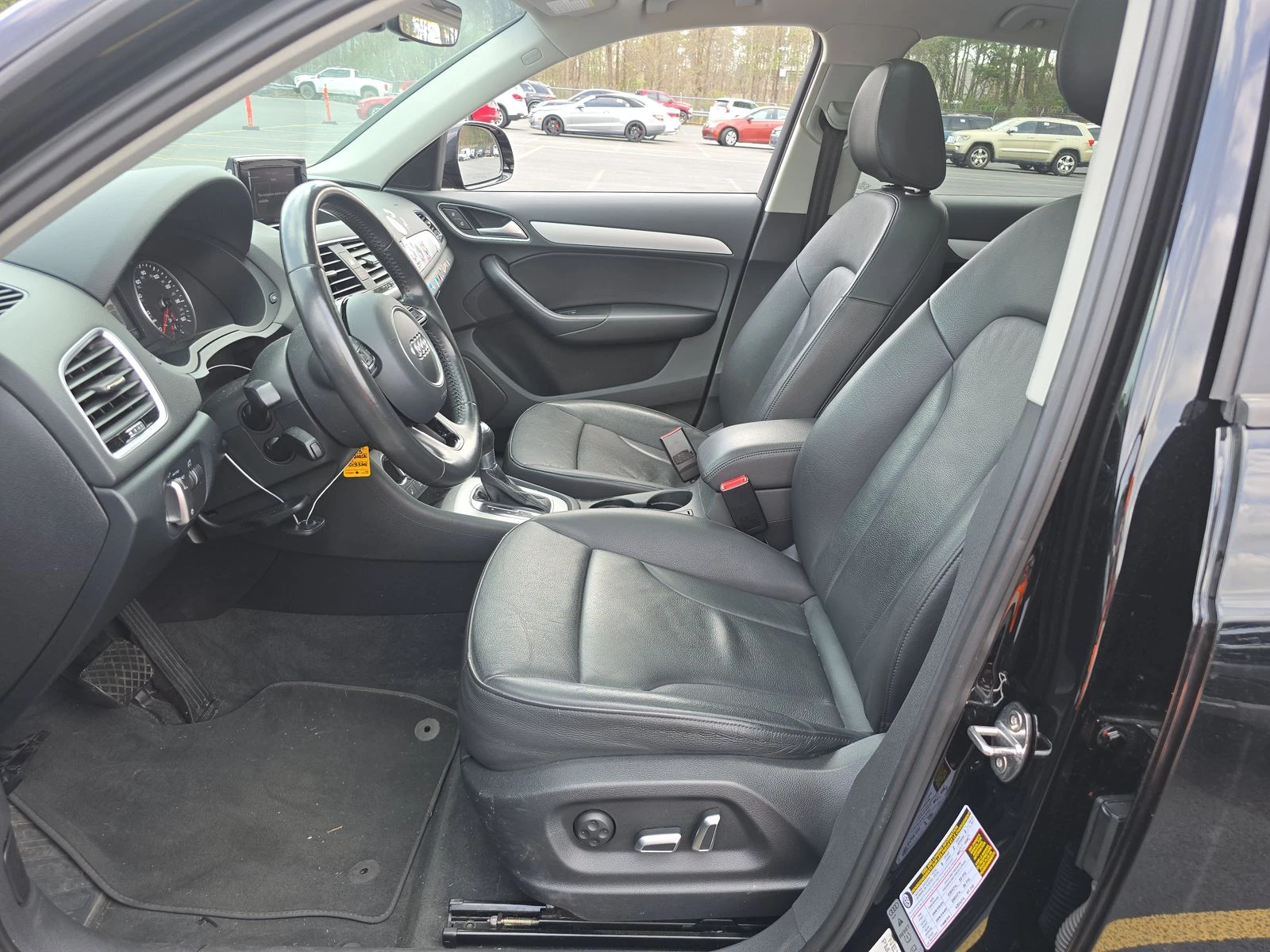 Audi Q3 PREMIUM PLUS* QUATTRO* PANO* PODGREV*  - изображение 10