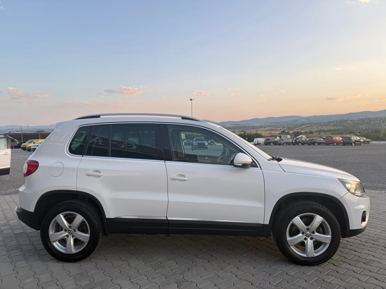 VW Tiguan 2.0TDI 170 ks 4x4 - изображение 4