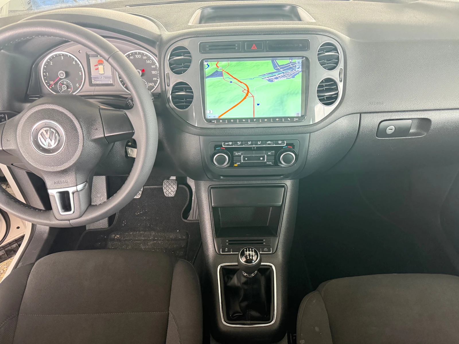 VW Tiguan 2.0TDI 170 ks 4x4 | Mobile.bg   16