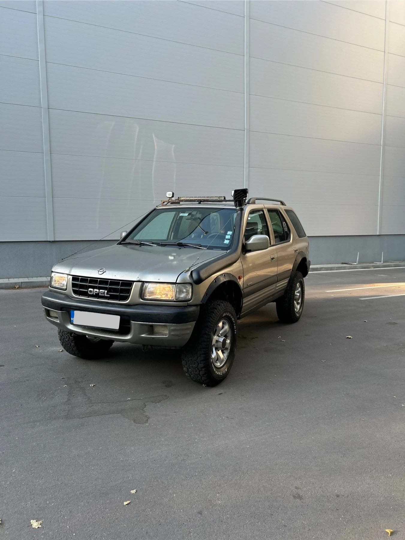 Opel Frontera 2.2DTl 4X4 - изображение 2