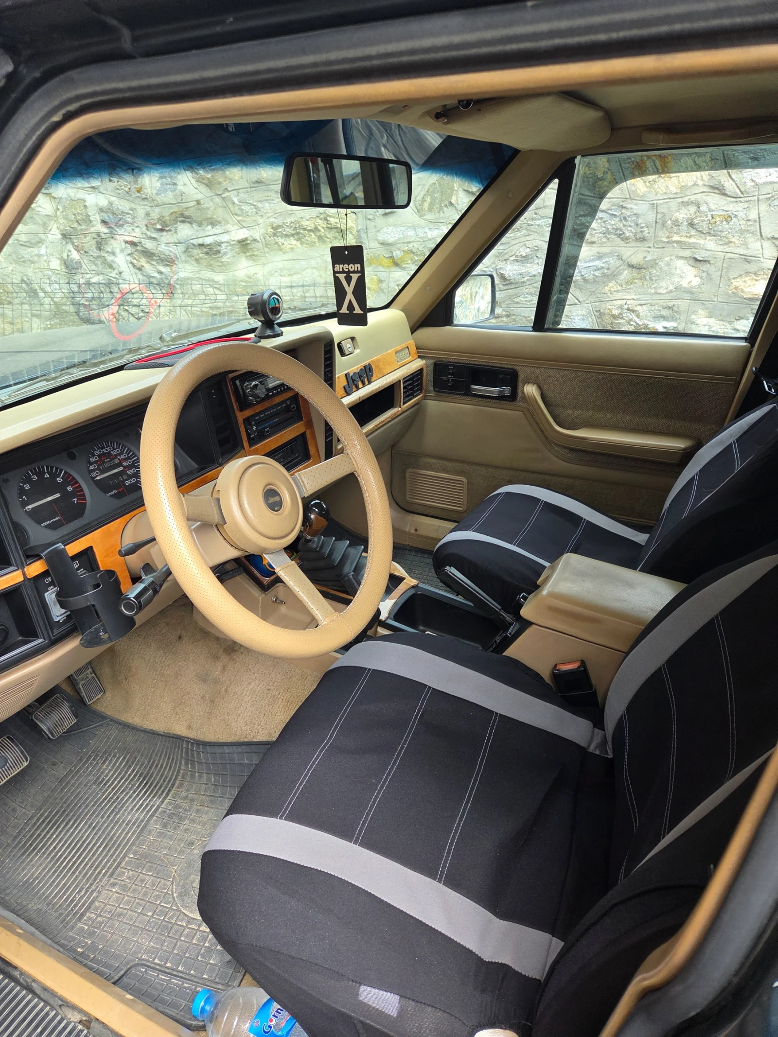Jeep Cherokee  - изображение 4