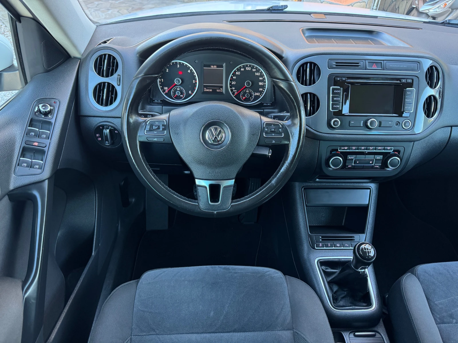 VW Tiguan 2.0TDI* 100%KM* WVGZZZ5NZEW530633* HI-LINE - изображение 3