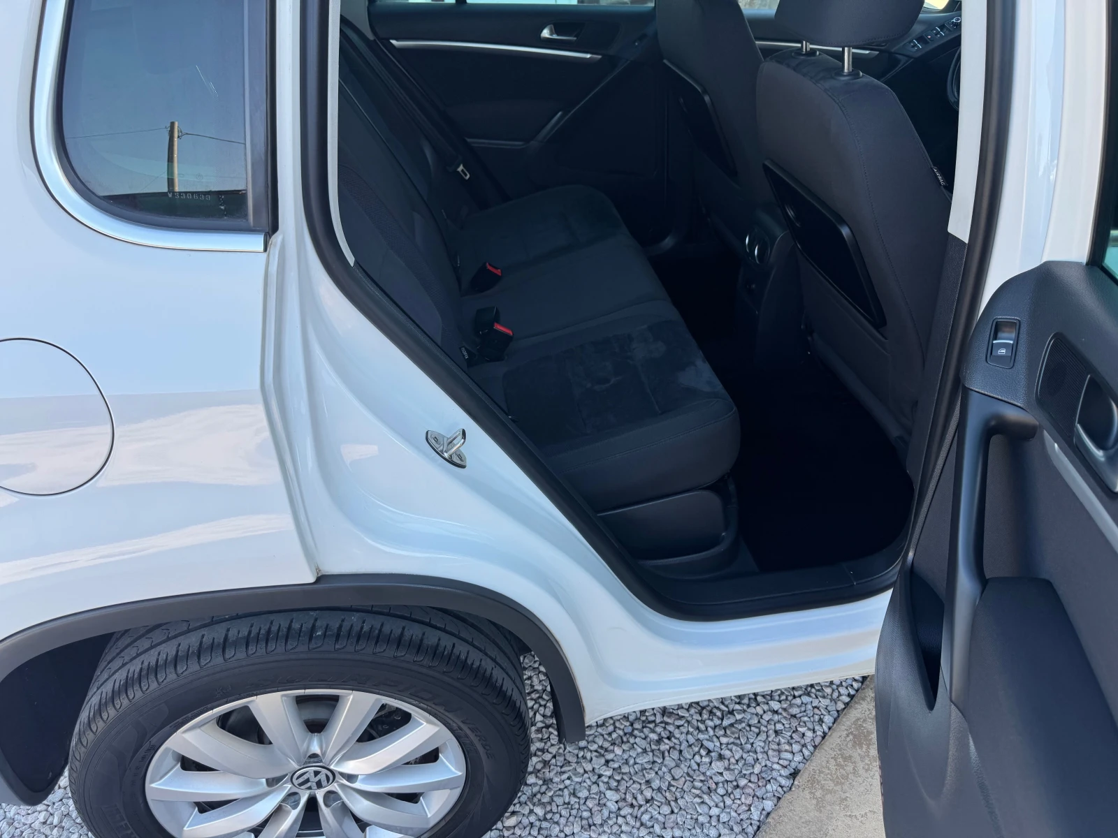 VW Tiguan 2.0TDI* 100%KM* WVGZZZ5NZEW530633* HI-LINE | Mobile.bg   16