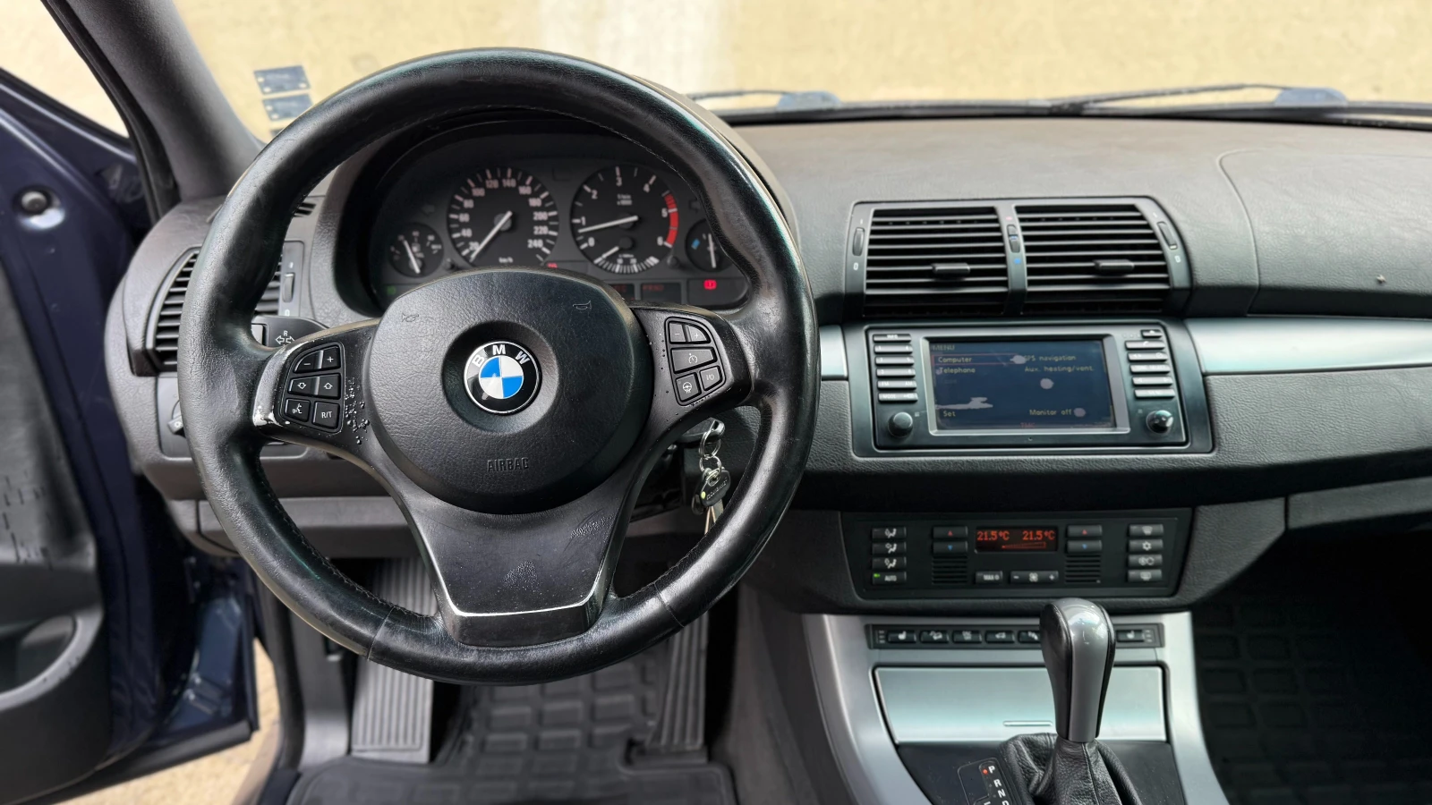 BMW X5 3.0D - изображение 10