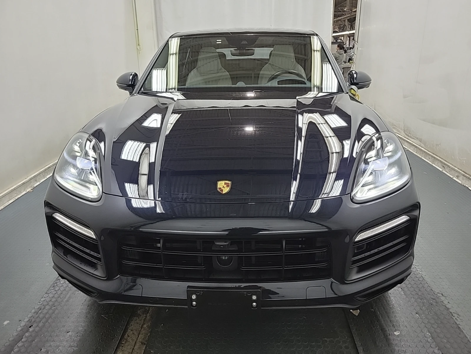 Porsche Cayenne 2023 Porsche Cayenne E-HYBRID - изображение 2