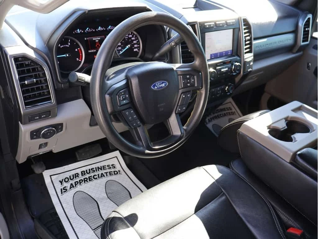 Ford F250 * V8 PREMIUM PKG DIESEL POWER STROKE 4WD CERTIFIED - изображение 9