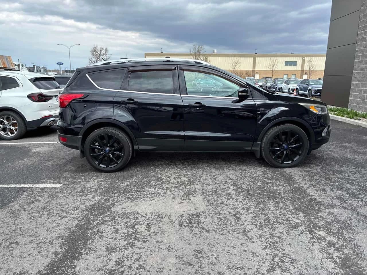 Ford Escape * Titanium * 2 �����* PANO* KEYLESS* �������*  | Mobile.bg � ����������� 3