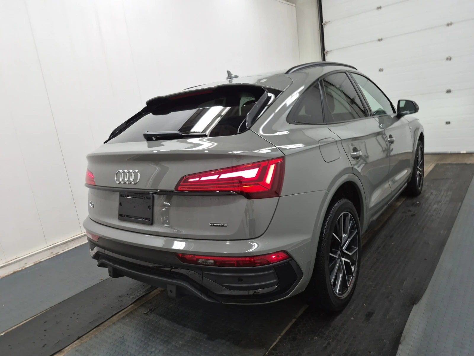 Audi Q5 Sportback/Progressiv/S-Line/360/Pano, снимка 5 - Автомобили и джипове - 54944403
