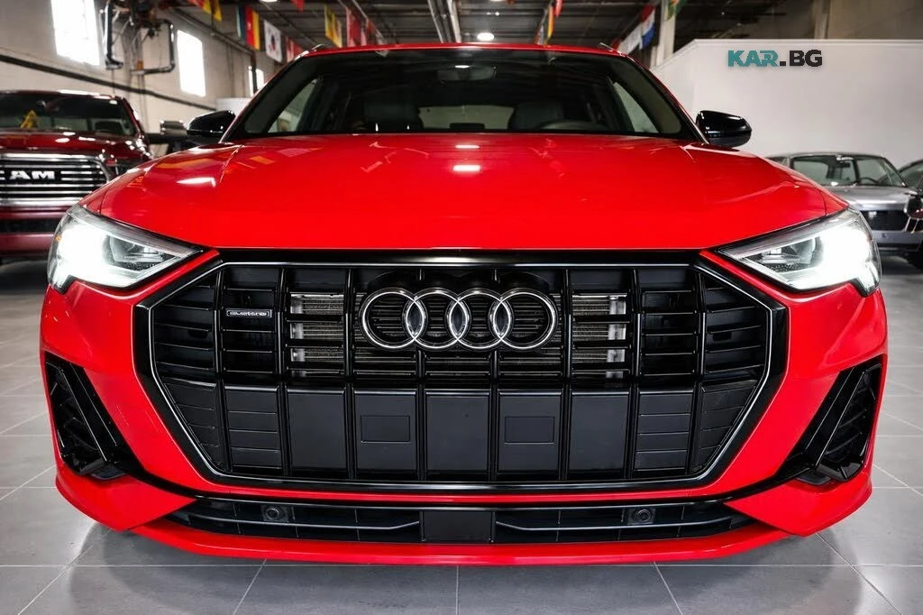 Audi Q3 Premium Plus * S Line * АвтоКредит * (ЦЕНА ДО БГ), снимка 2 - Автомобили и джипове - 56043093