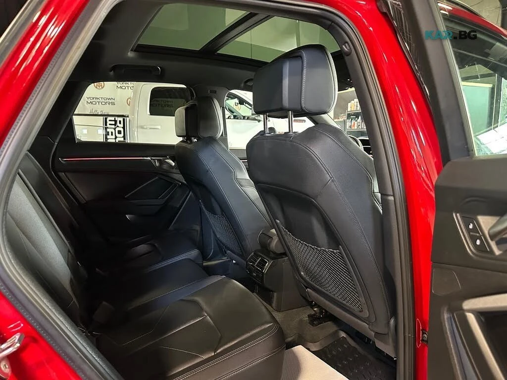 Audi Q3 Premium Plus * S Line * АвтоКредит * (ЦЕНА ДО БГ), снимка 12 - Автомобили и джипове - 56043093