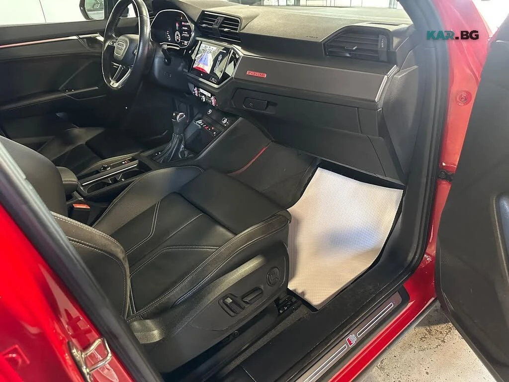 Audi Q3 Premium Plus * S Line * АвтоКредит * (ЦЕНА ДО БГ), снимка 8 - Автомобили и джипове - 56043093