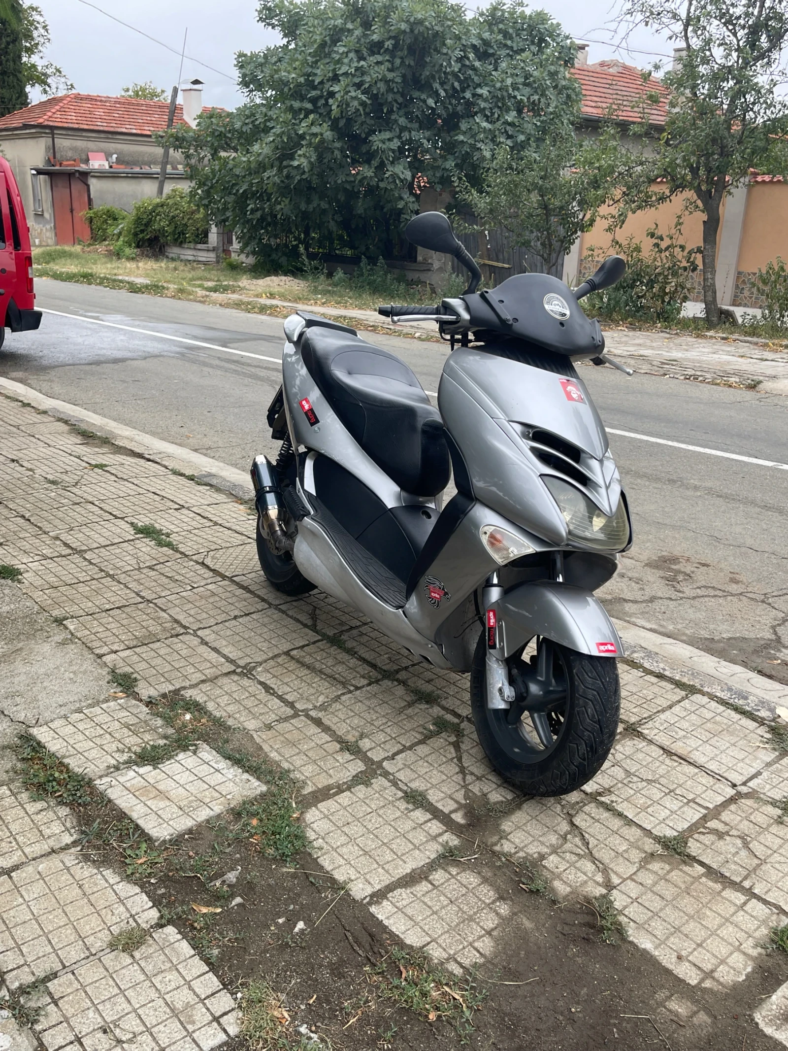 Aprilia 250  - изображение 6