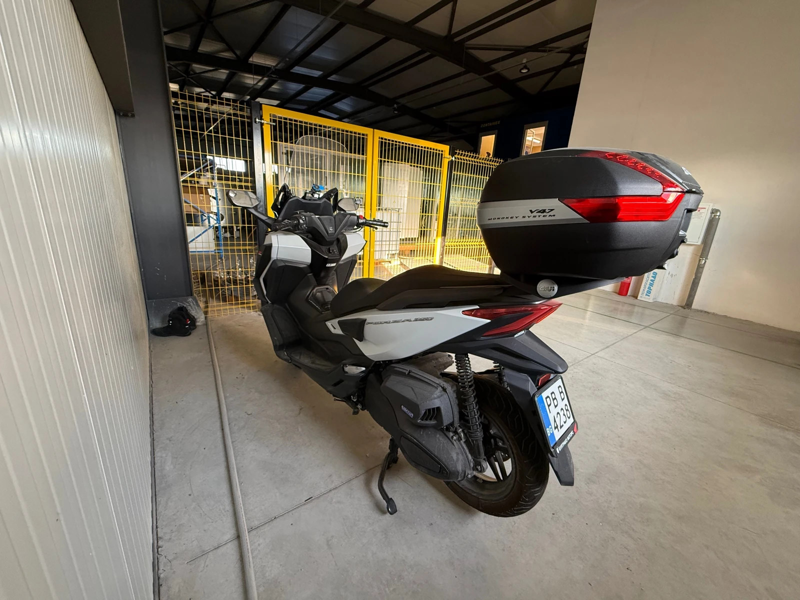 Honda Forza Forza 350, снимка 4 - Мотоциклети и мототехника - 53784754