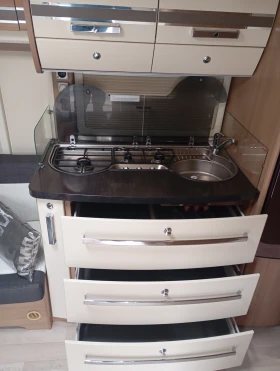 Каравана Fendt NEW MODEL* LUXURY , снимка 10 - Каравани и кемпери - 53662767