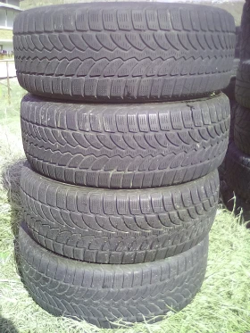 Гуми Зимни 235/55R18, снимка 1