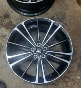 Джанти за Toyota, снимка 5 - Гуми и джанти - 53304922