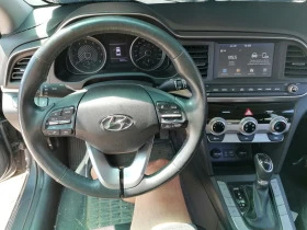 Hyundai Elantra 2.0 150к.с., снимка 5