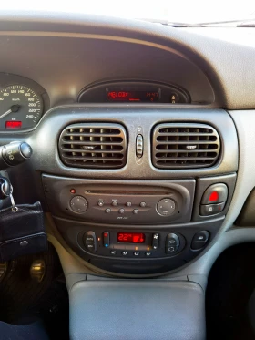 Renault Scenic, снимка 15