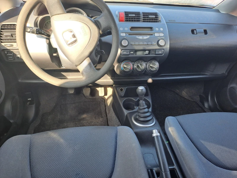 Honda Jazz 1.4, снимка 9 - Автомобили и джипове - 40838868