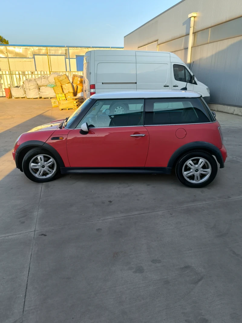 Mini D one, снимка 5 - Автомобили и джипове - 47394099