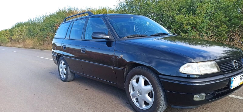 Opel Astra, снимка 3 - Автомобили и джипове - 47466249