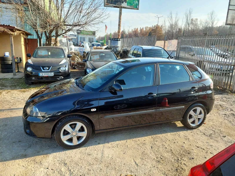 Seat Ibiza 1.6/16v Facelift, снимка 7 - Автомобили и джипове - 48336786