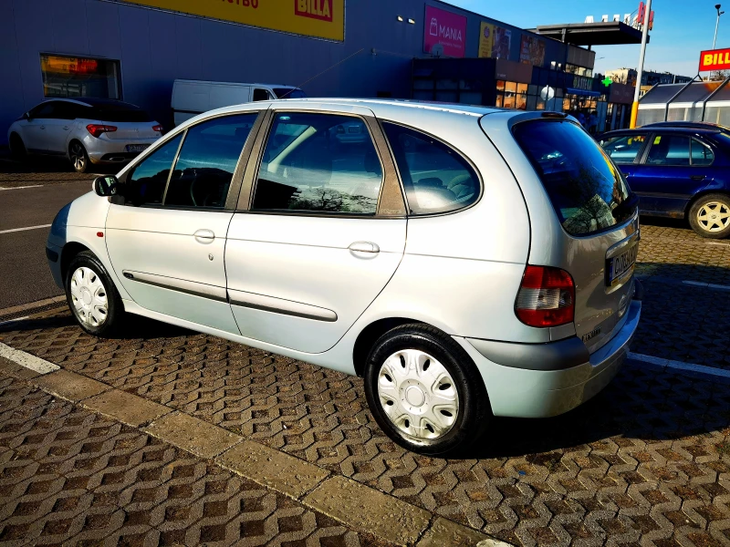 Renault Scenic, снимка 5 - Автомобили и джипове - 48468911