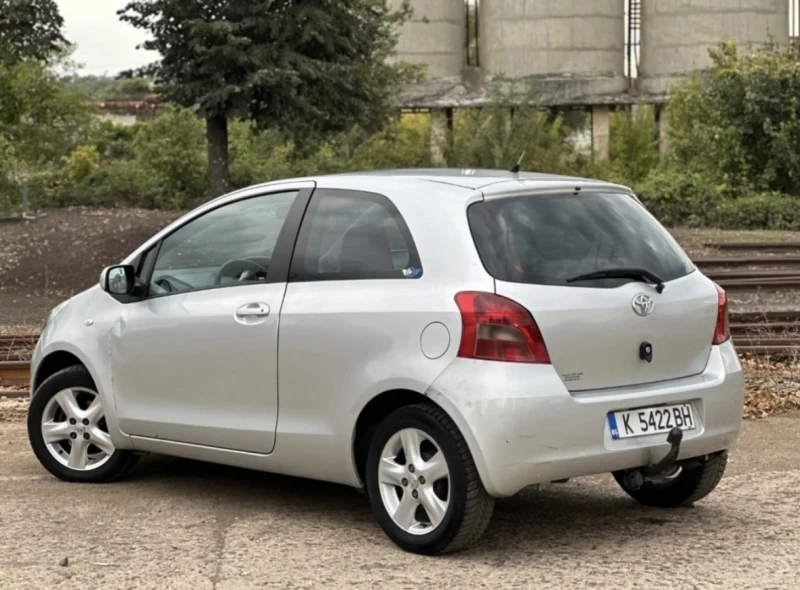 Toyota Yaris /1.4/D4D/, снимка 4 - Автомобили и джипове - 49290391