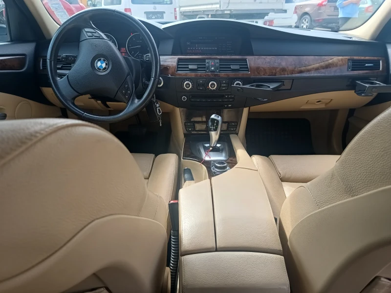 BMW 530, снимка 3 - Автомобили и джипове - 49599343