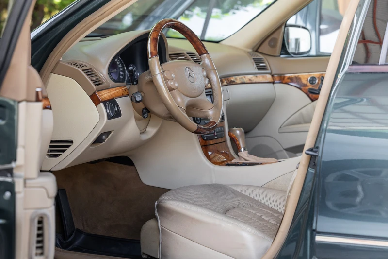 Mercedes-Benz E 350 * 4MATIC* КОЖЕН САЛОН* ГАЗ* , снимка 7 - Автомобили и джипове - 50859104