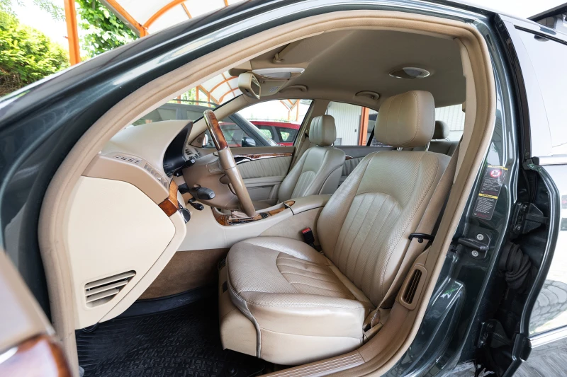 Mercedes-Benz E 350 * 4MATIC* КОЖЕН САЛОН* ГАЗ* , снимка 8 - Автомобили и джипове - 50859104