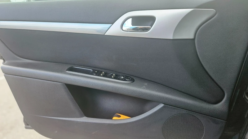 Peugeot 407, снимка 15 - Автомобили и джипове - 53504773